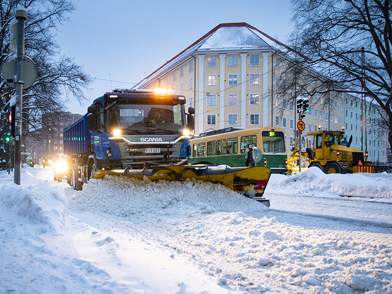 Staran aura-auto Töölössä